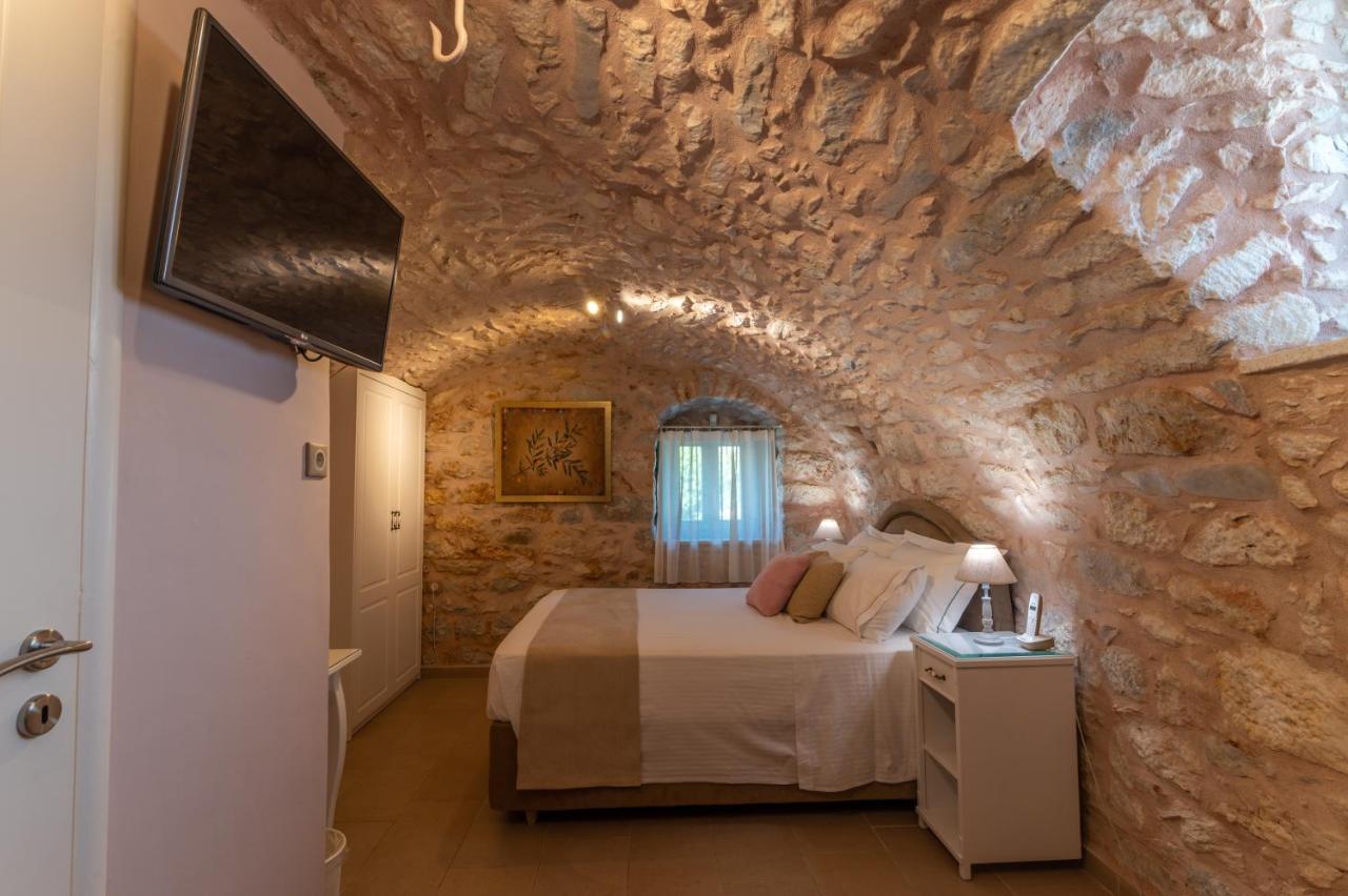 Olea Hotel Pírgos Dhiroú Buitenkant foto